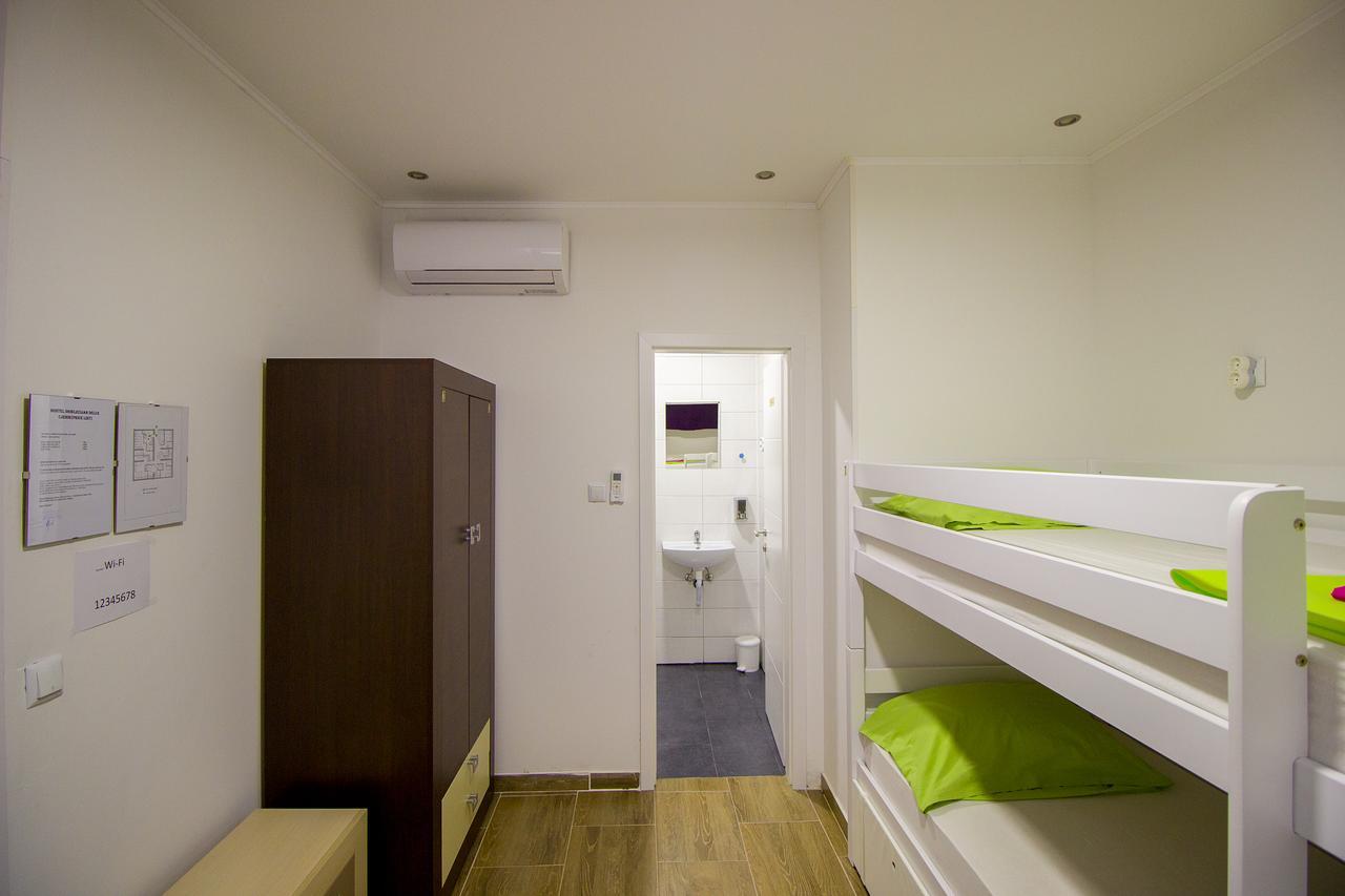 Dioklecijan Delux Hostel Split Exterior photo